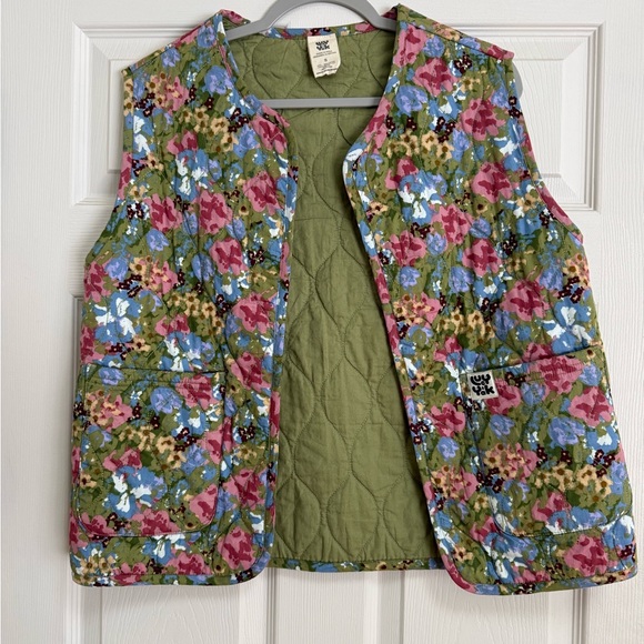 Lucy & Yak Jackets & Blazers - Floral Quilted Vest in Olive, Pink & Blue